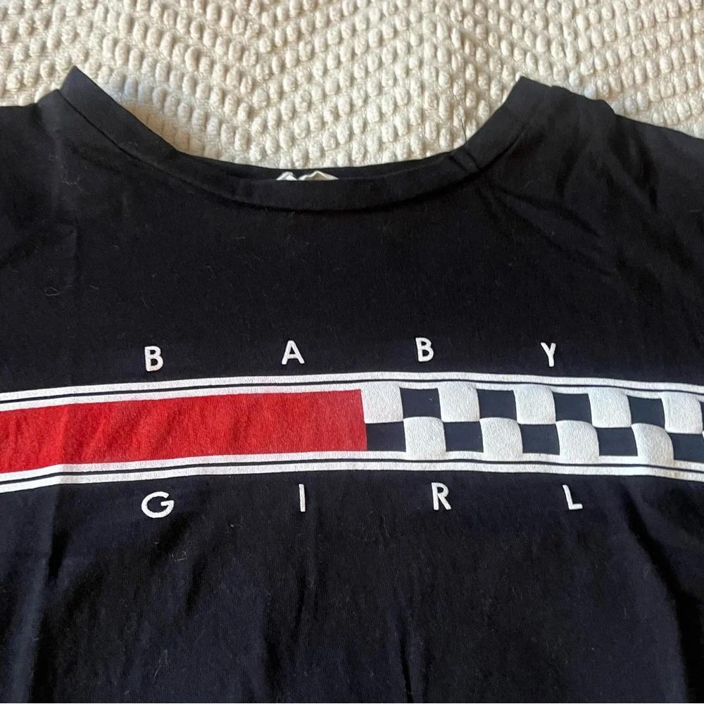 ๐ค New Y2K Babygirl Crop Tee Shirt๐ค - Picture 5 of 6